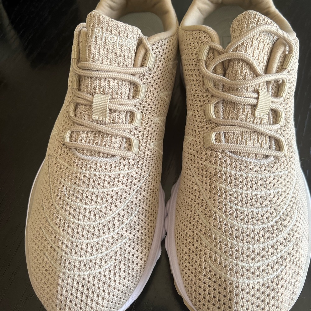 Propet sneakers